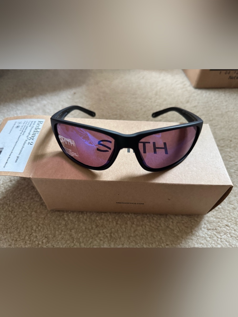 Smith Optics Redding 2 Matte Black ChromaPop Glass Polarchromic Rose Blue Mirror